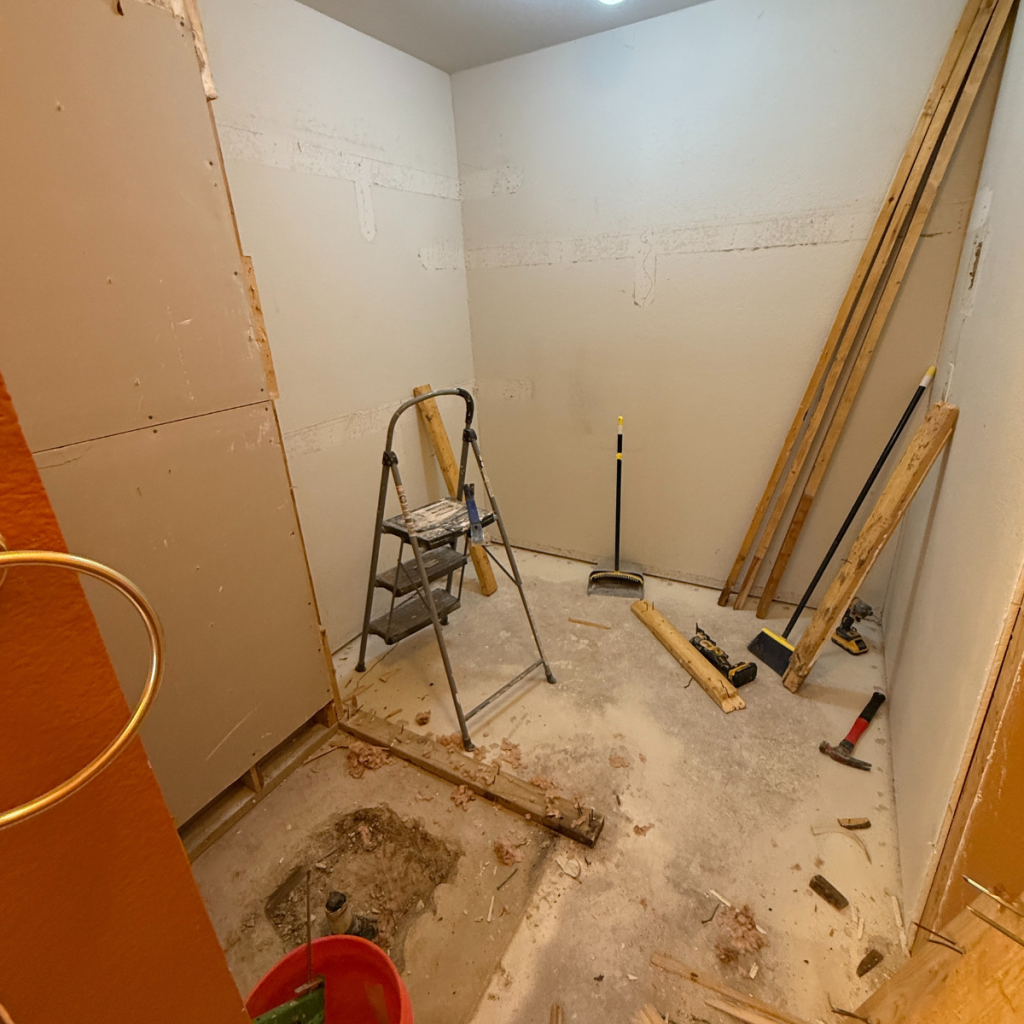 Closet remodelling before