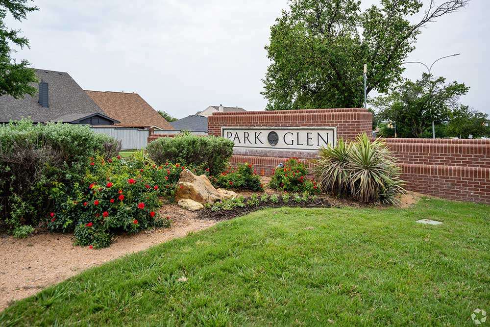 Park Glenn, Fort Worth where Make Ready is located