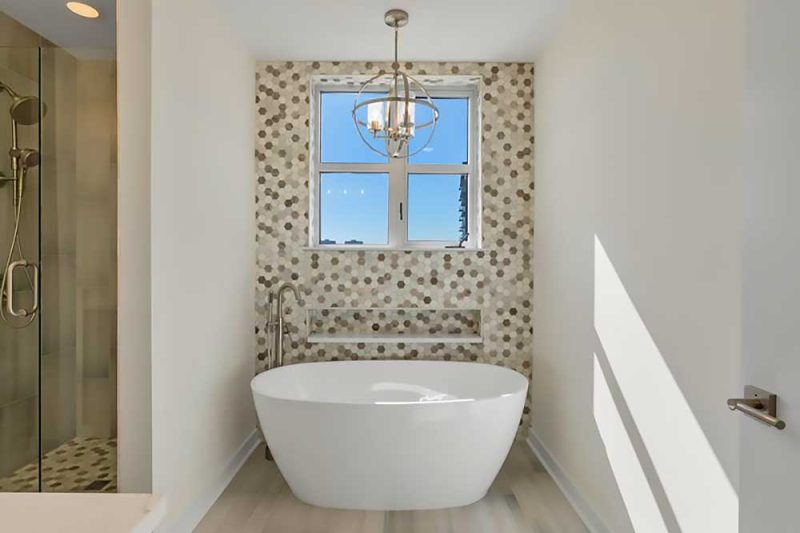 7 Bathroom Features Fort Worth Buyers Can’t Resist | Make Ready Home